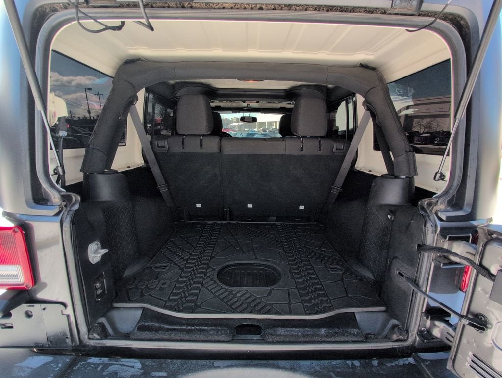 2017 Jeep Wrangler Unlimited Sport