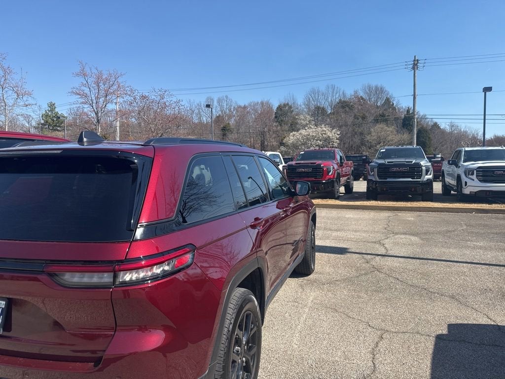 2025 Jeep Grand Cherokee Altitude 4x4