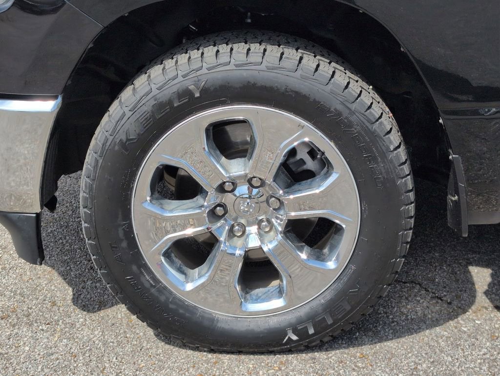 2023 RAM 1500 Big Horn Crew Cab 4x4 5'7" Box