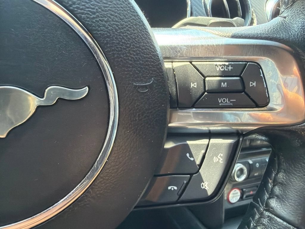 2016 Ford Mustang V6