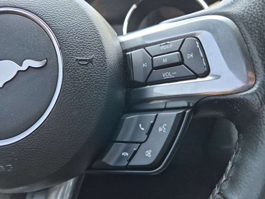 2016 Ford Mustang V6