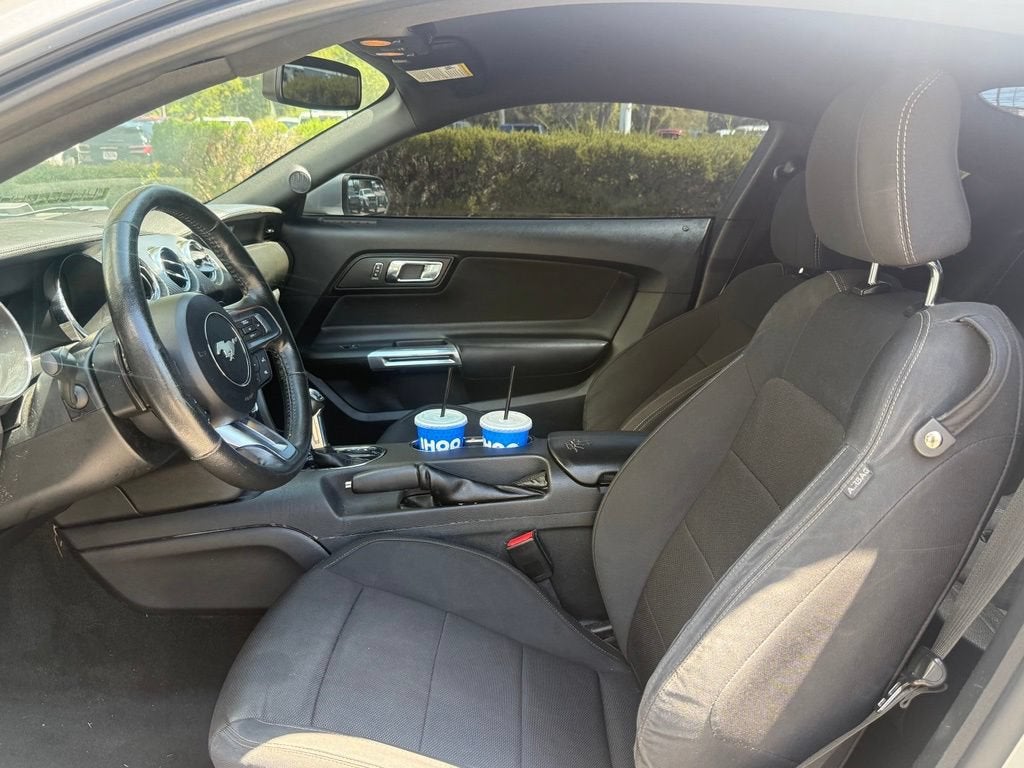 2016 Ford Mustang V6