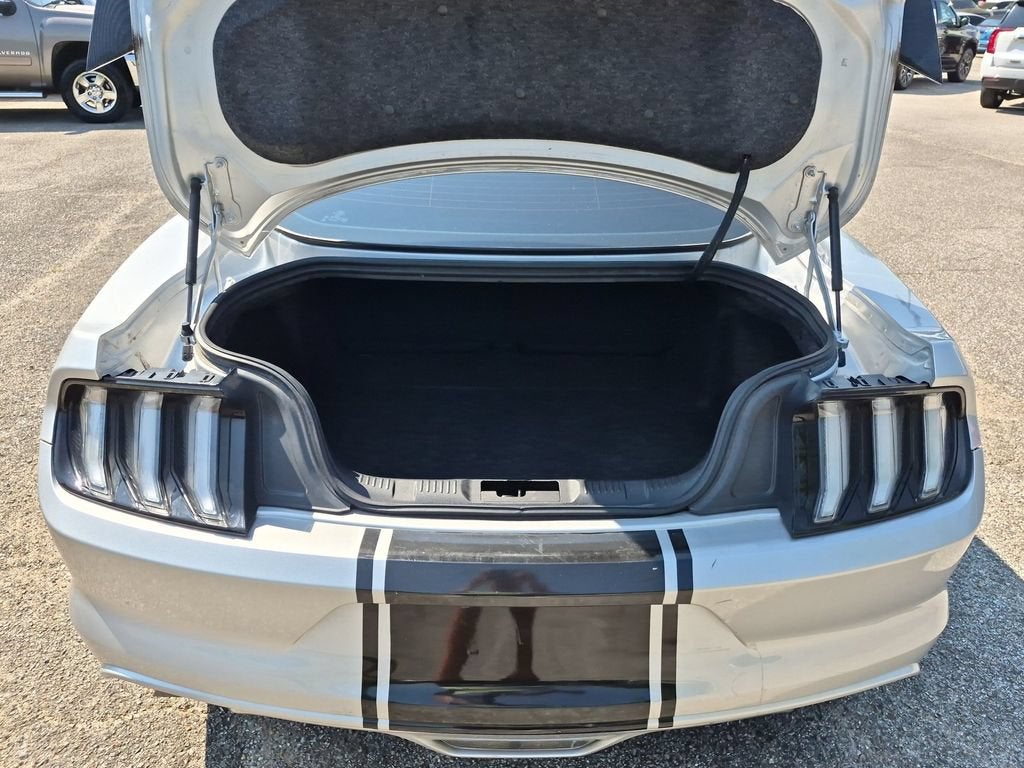 2016 Ford Mustang V6