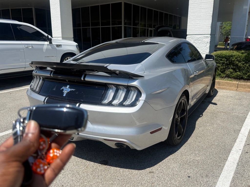 2016 Ford Mustang V6