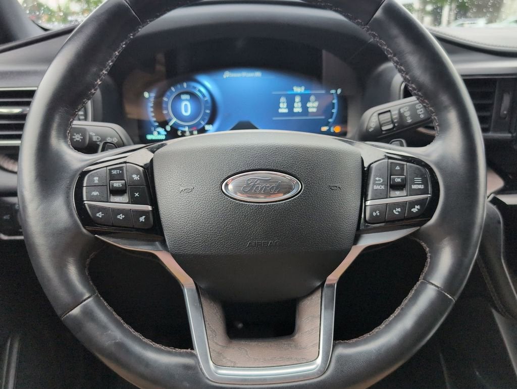 2021 Ford Explorer Platinum