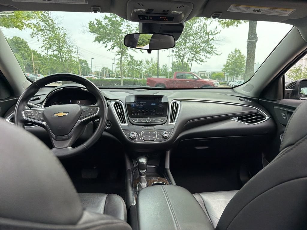 2024 Chevrolet Malibu 2LT