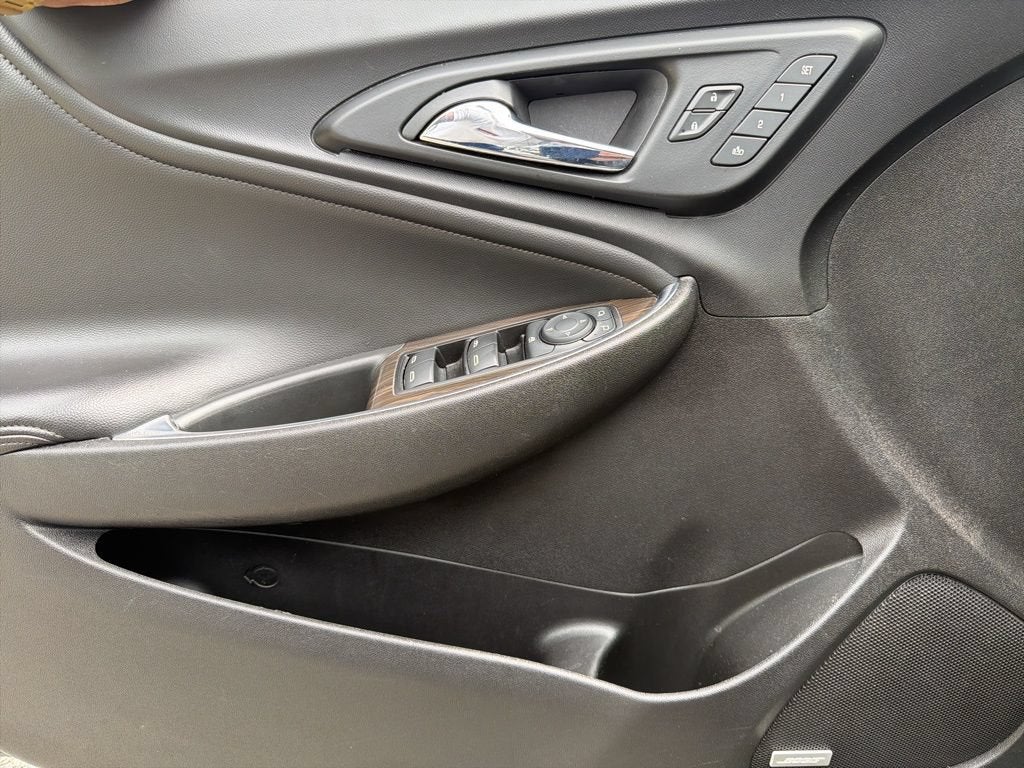 2024 Chevrolet Malibu 2LT