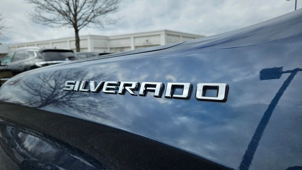 2022 Chevrolet Silverado 1500 LT (2FL)