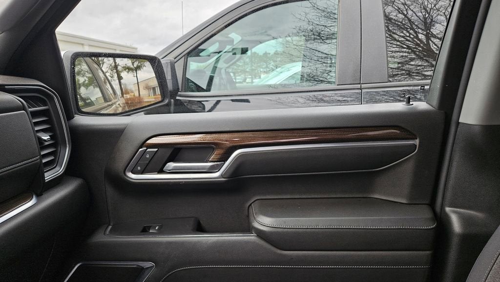 2022 Chevrolet Silverado 1500 LT (2FL)