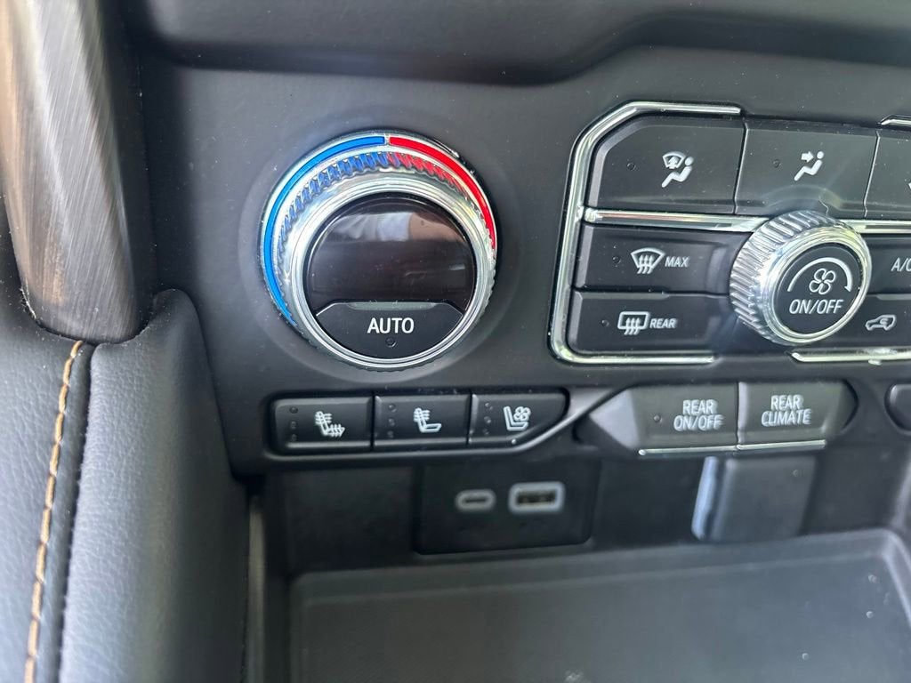 2023 GMC Yukon AT4