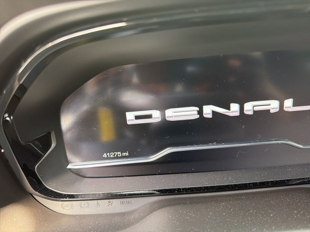 2022 GMC Yukon XL Denali