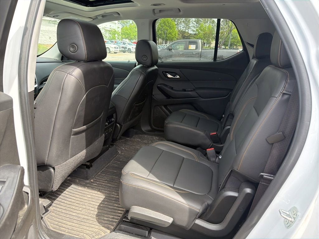 2021 Chevrolet Traverse LT Leather