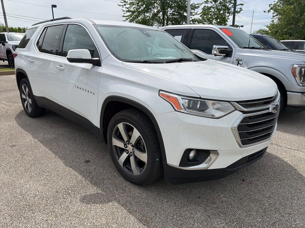 2021 Chevrolet Traverse LT Leather