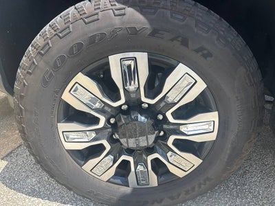 2025 GMC Sierra 2500 HD Denali