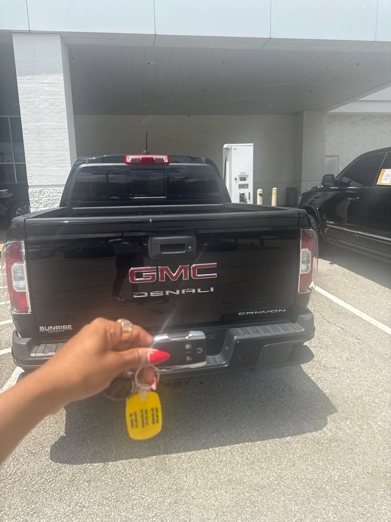 2022 GMC Canyon Denali