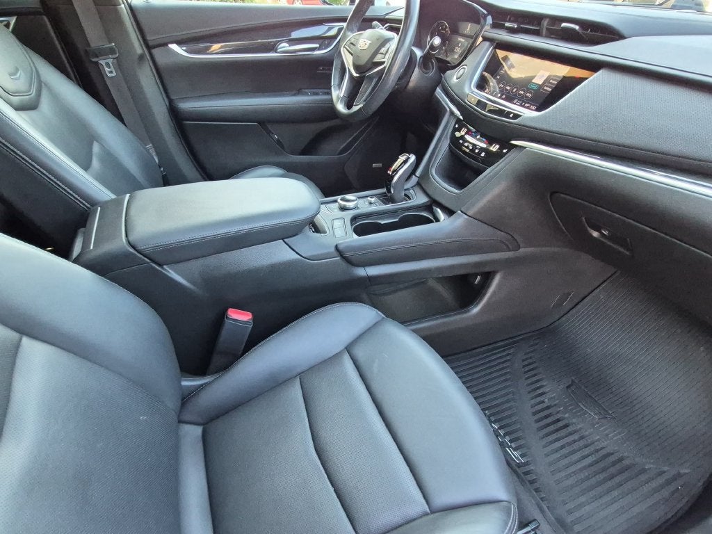 2022 Cadillac XT5 Premium Luxury