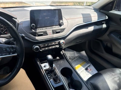 2021 Nissan Altima SR FWD