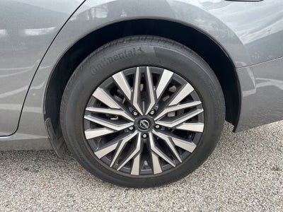 2023 Nissan Altima SV FWD