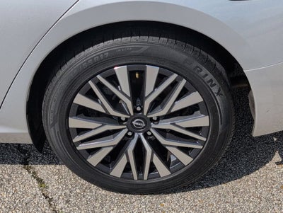 2023 Nissan Altima SV FWD