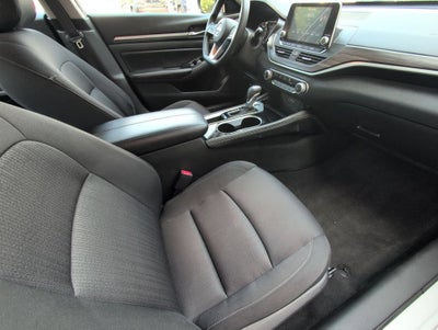 2023 Nissan Altima SV FWD