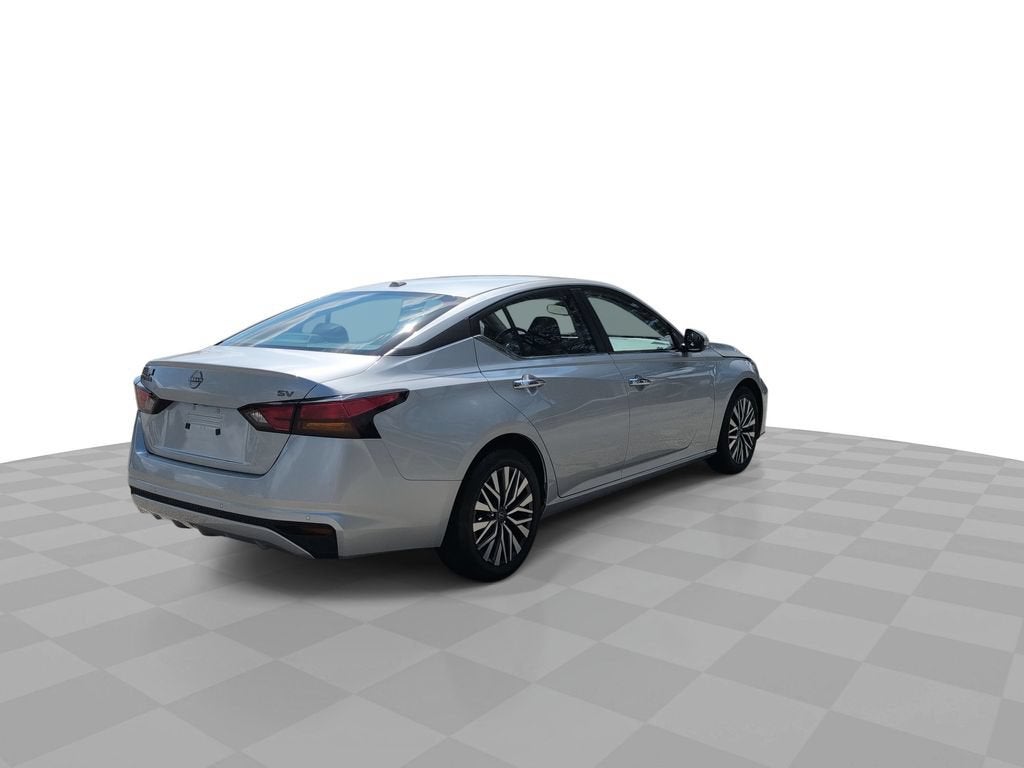 2023 Nissan Altima SV FWD