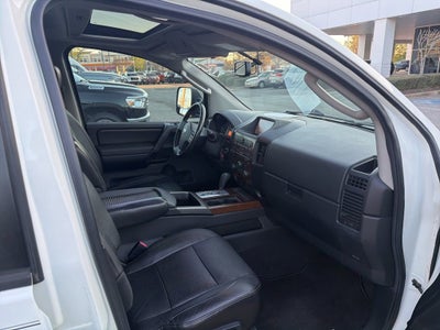 2009 Nissan Titan LE