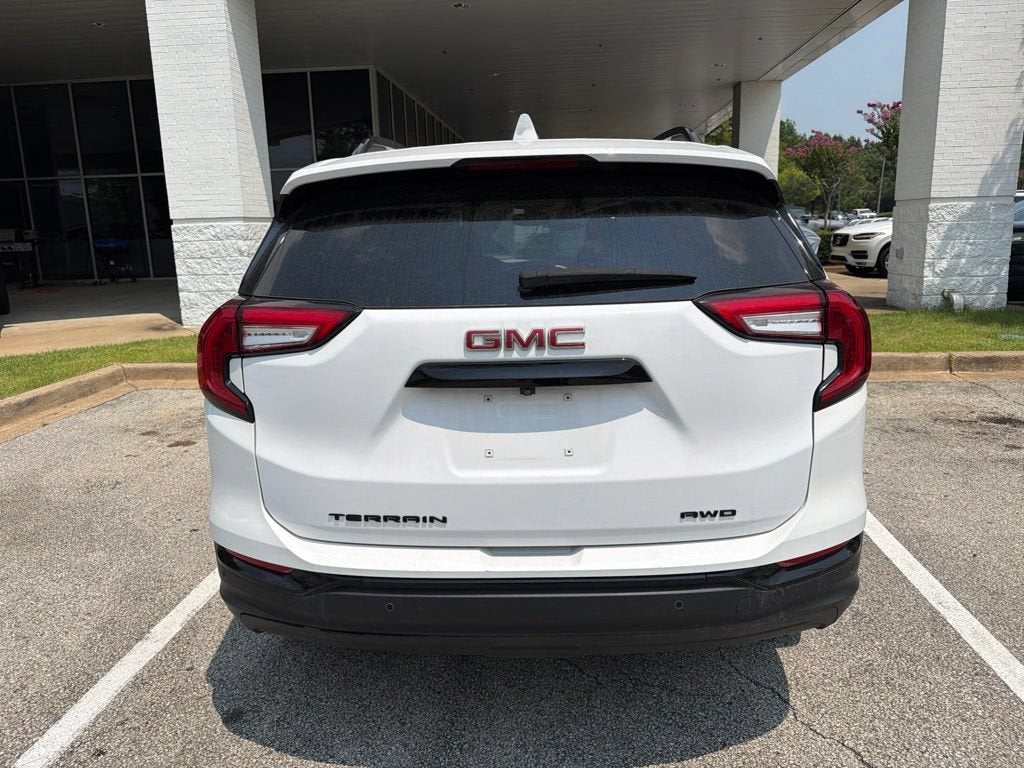 2023 GMC Terrain SLT