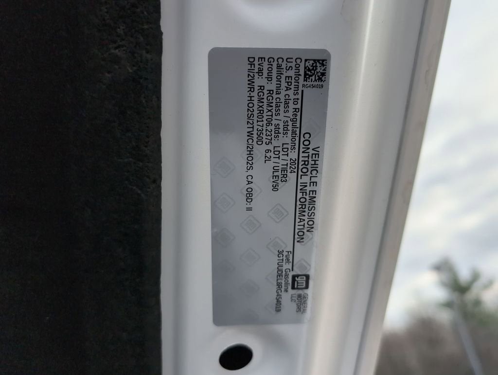 2024 GMC Sierra 1500 SLT