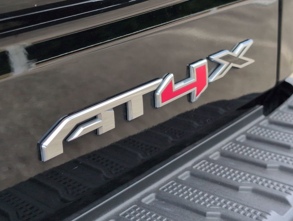 2023 GMC Sierra 1500 AT4X