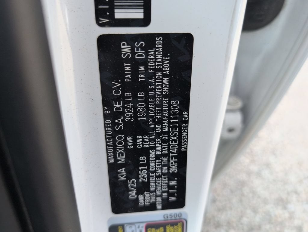2025 Kia K4 LXS
