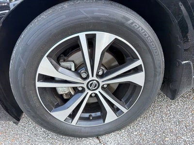 2022 Nissan Sentra SV Xtronic CVT