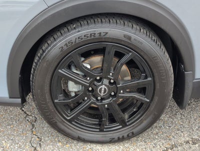 2023 Nissan Kicks SR Xtronic CVT