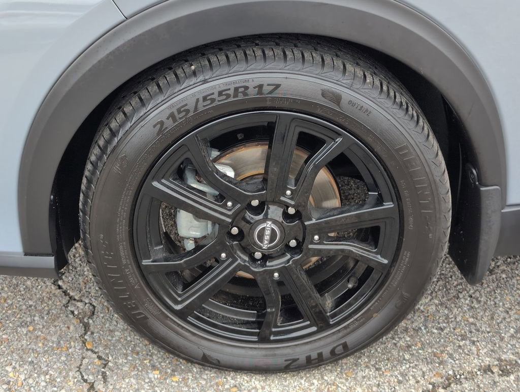 2023 Nissan Kicks SR Xtronic CVT