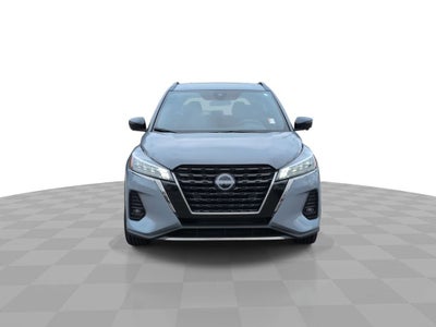 2023 Nissan Kicks SR Xtronic CVT