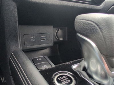 2023 Nissan Kicks SR Xtronic CVT