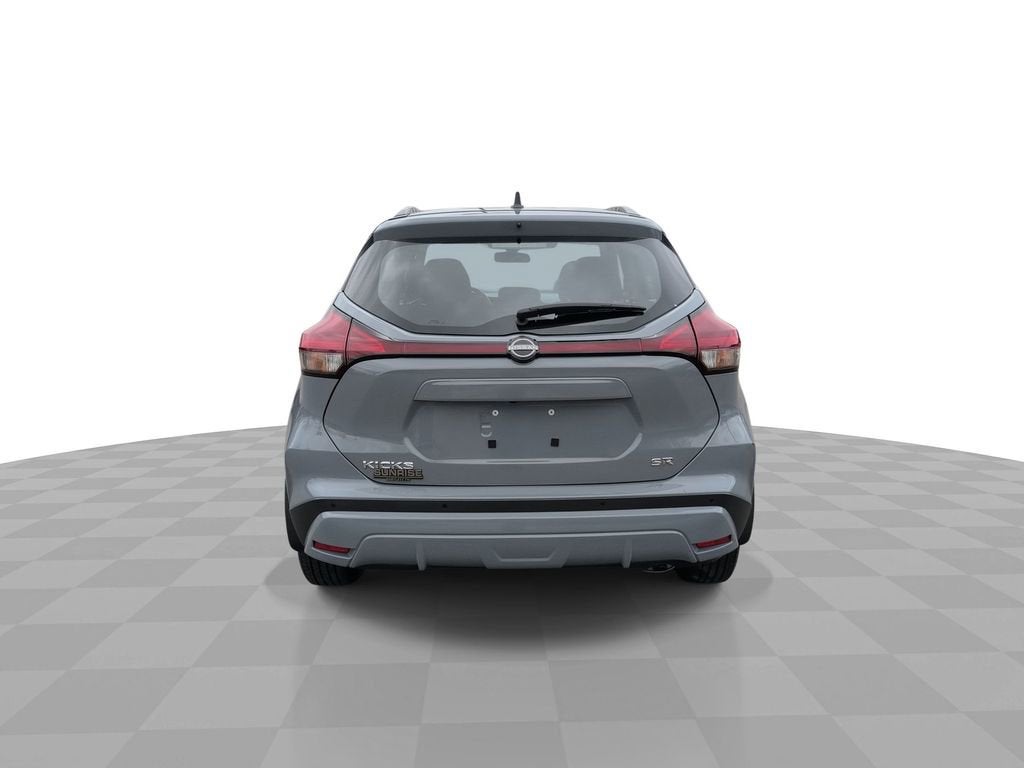 2023 Nissan Kicks SR Xtronic CVT