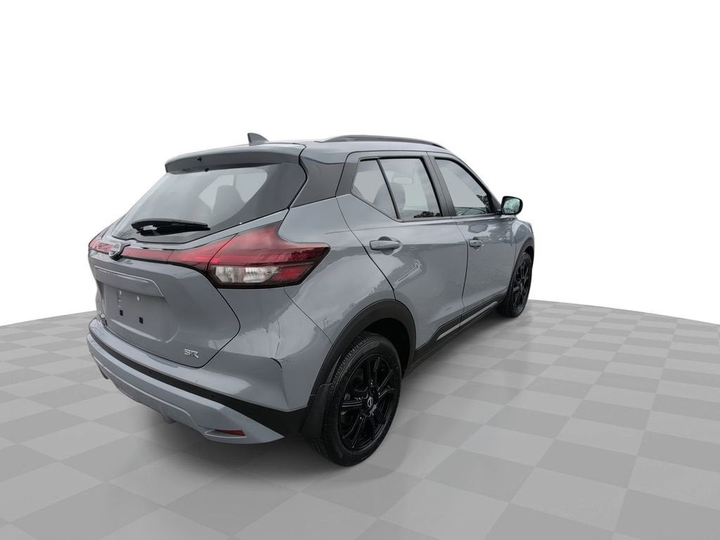 2023 Nissan Kicks SR Xtronic CVT