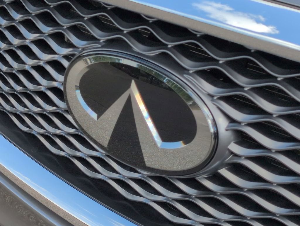 2024 INFINITI QX50 LUXE
