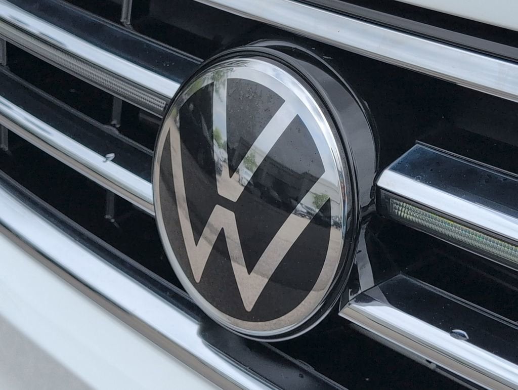 2023 Volkswagen Tiguan 2.0T SEL R-Line