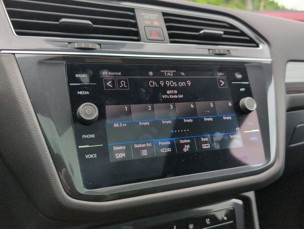 2023 Volkswagen Tiguan 2.0T SEL R-Line