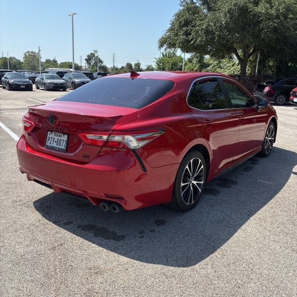 2019 Toyota Camry SE