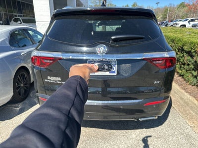 2022 Buick Enclave Essence