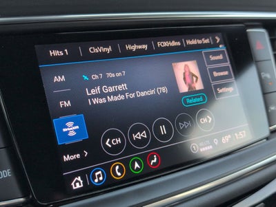 2022 Buick Enclave Essence