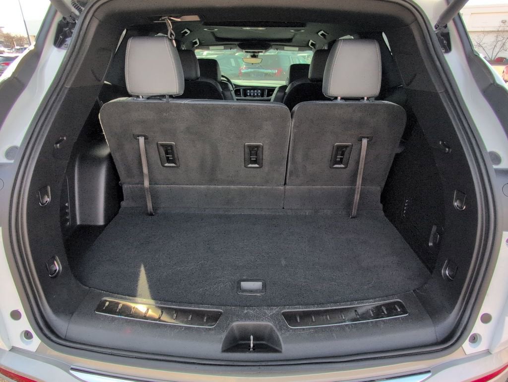 2022 Buick Enclave Essence