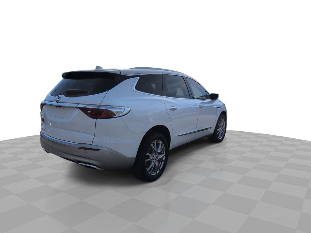 2022 Buick Enclave Essence