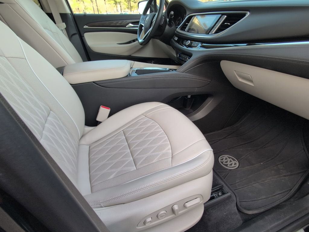 2022 Buick Enclave Avenir