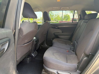 2021 Toyota Highlander LE