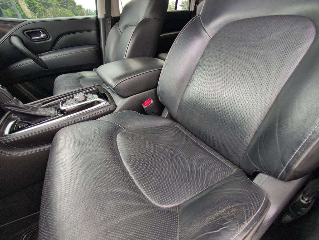 2022 INFINITI QX80 LUXE