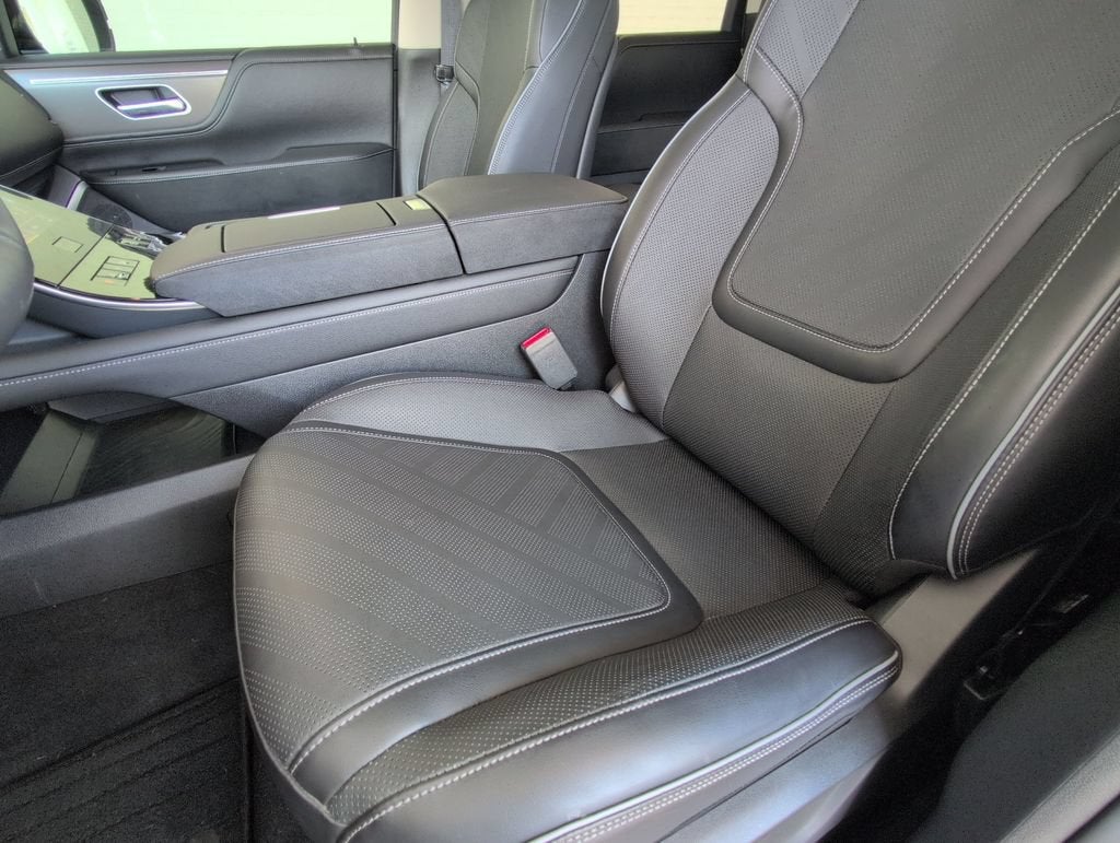 2025 INFINITI QX80 LUXE AWD