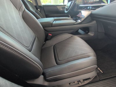 2025 INFINITI QX80 LUXE AWD